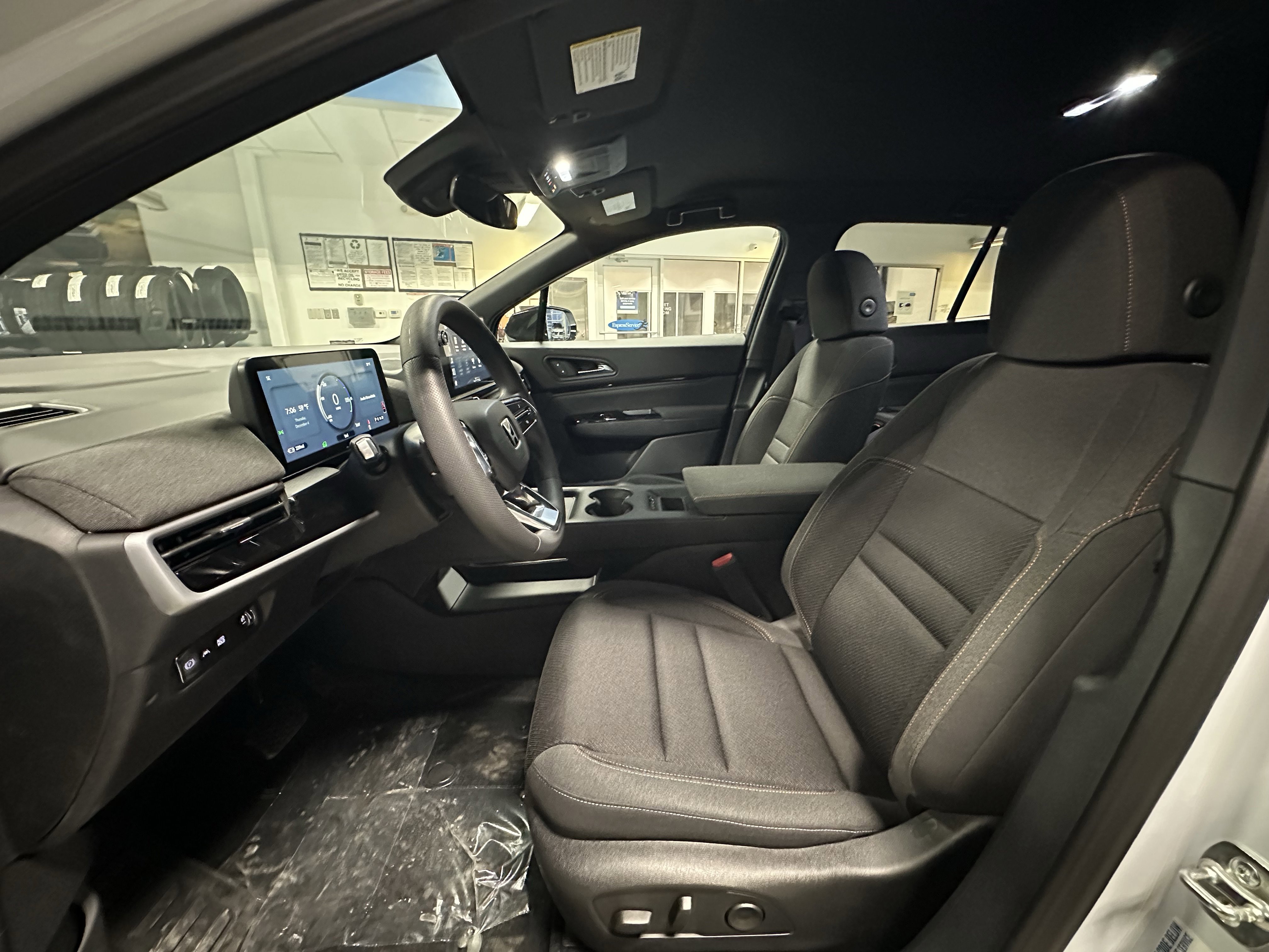 New 2026 Honda Prologue EX image 8