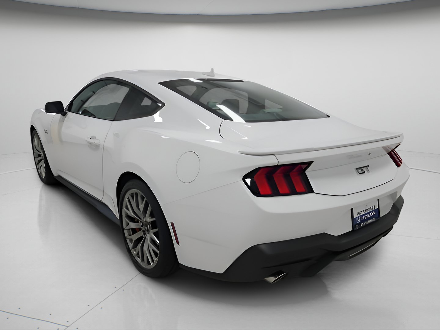 Used 2024 Ford Mustang GT Premium RWD image 8
