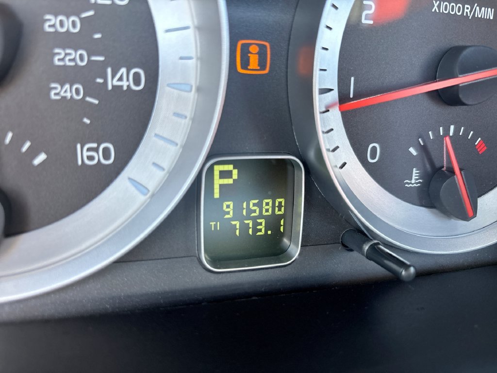 Used 2011 Volvo C70 T5 FWD image 10