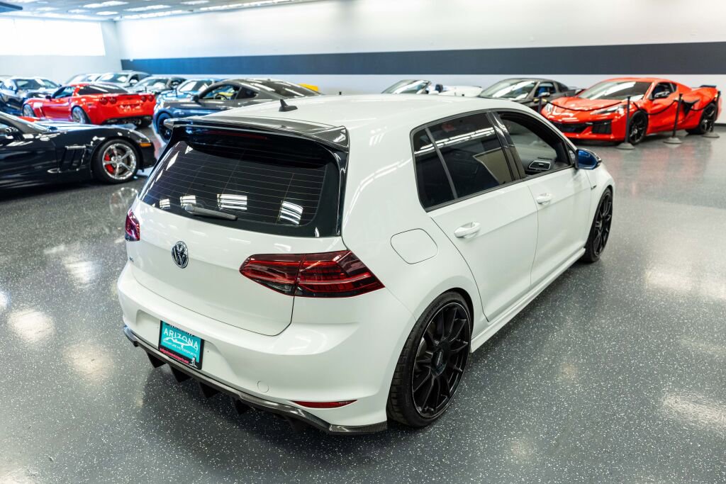 Used 2016 Volkswagen Golf R 4-Door image 5