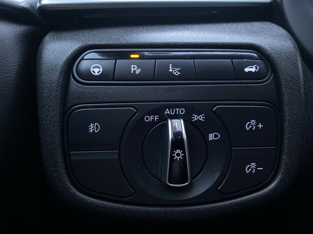 Used 2022 INFINITI QX50 Sensory image 19