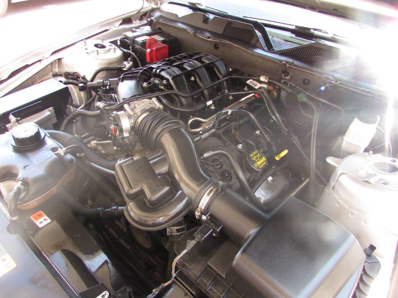 Used 2012 Ford Mustang Coupe RWD image 26