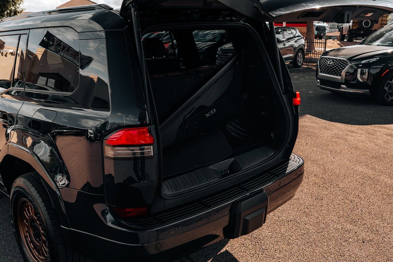 Used 2024 Lexus GX 550 w/ Cold Area Package AWD/4WD image 46
