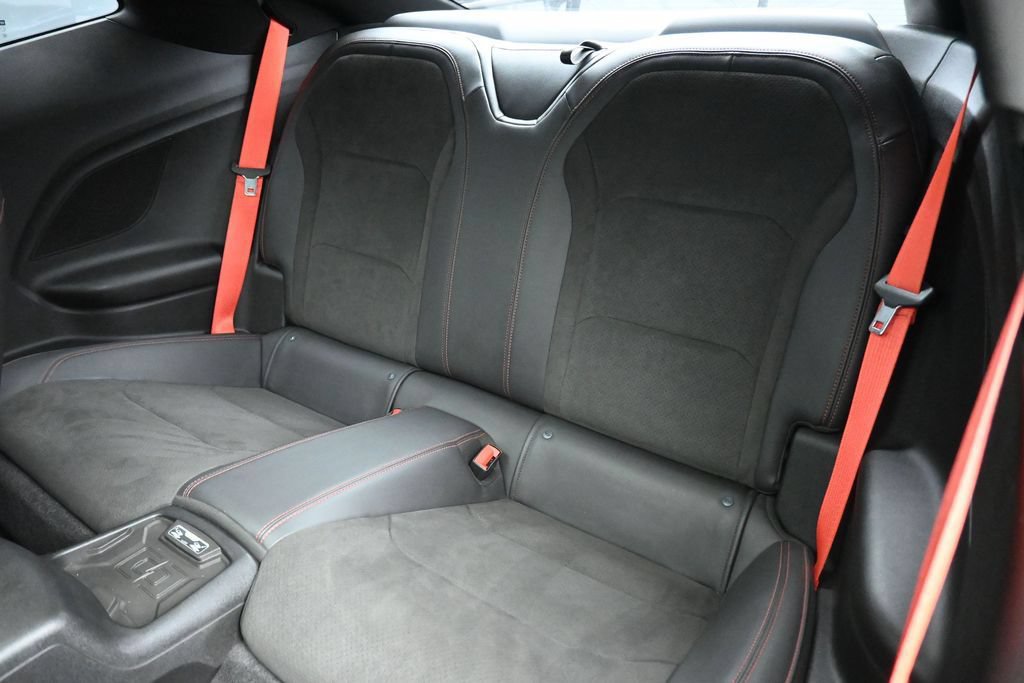 Used 2019 Chevrolet Camaro ZL1 RWD image 19