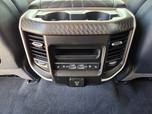 Used 2025 RAM 1500 Tungsten AWD/4WD image 16