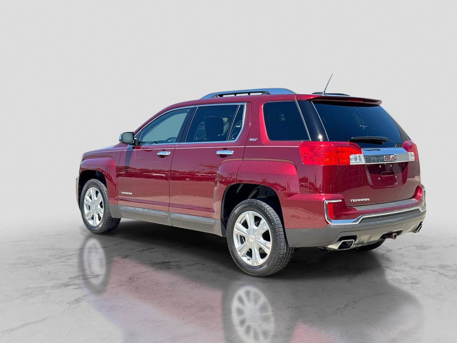 Used 2016 GMC Terrain SLT w/ Open Road Package FWD image 4