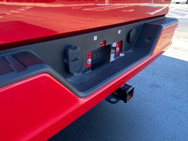 Used 2023 Chevrolet Silverado 1500 Custom image 24