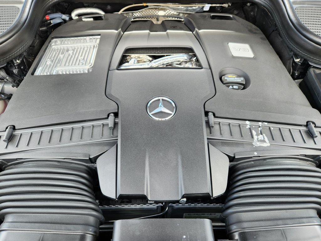 New 2026 Mercedes-Benz GLS 580 4MATIC image 32