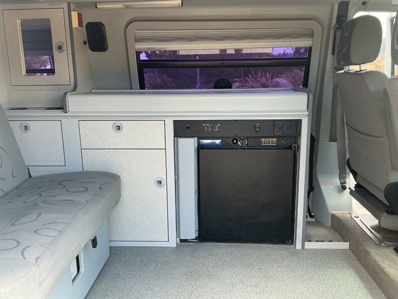Used 2003 Volkswagen Eurovan Camper FWD image 27