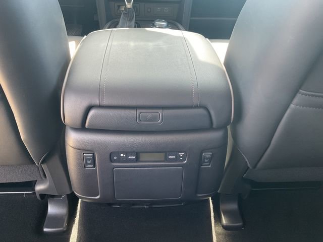 Used 2024 Nissan Armada Platinum w/ Captain's Chairs Package image 26