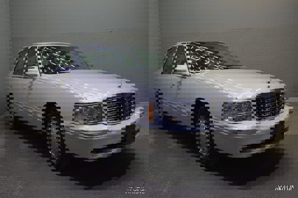 Used 1997 Cadillac De Ville D'Elegance w/ Safety/Security Pkg