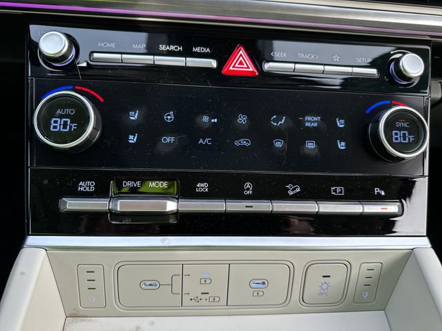 Used 2025 Hyundai Santa Fe Calligraphy image 17