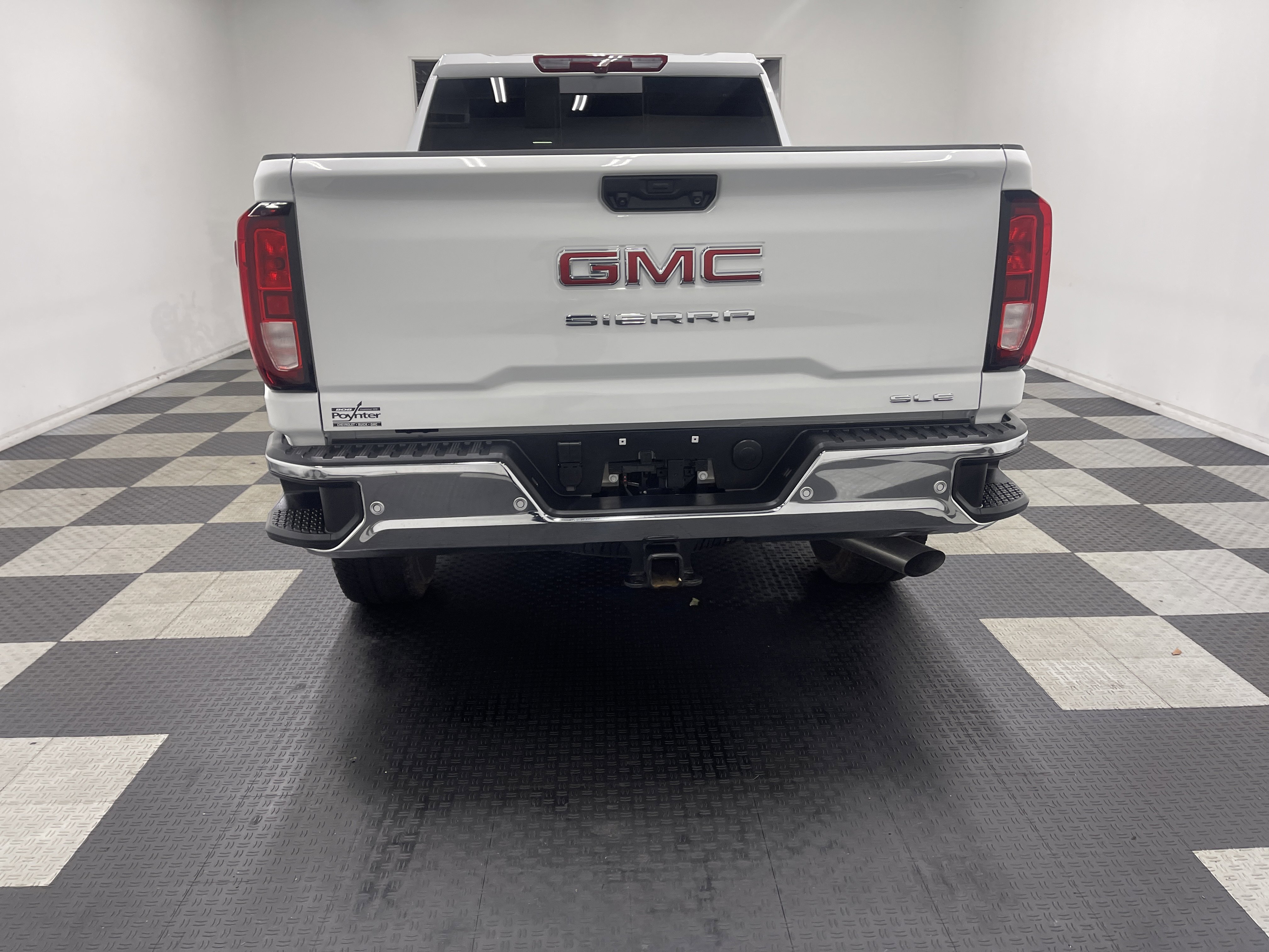 Used 2025 GMC Sierra 2500 SLE w/ SLE Value Package; AWD/4WD image 3