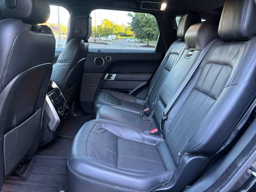 Used 2021 Land Rover Range Rover Sport HSE Dynamic image 15
