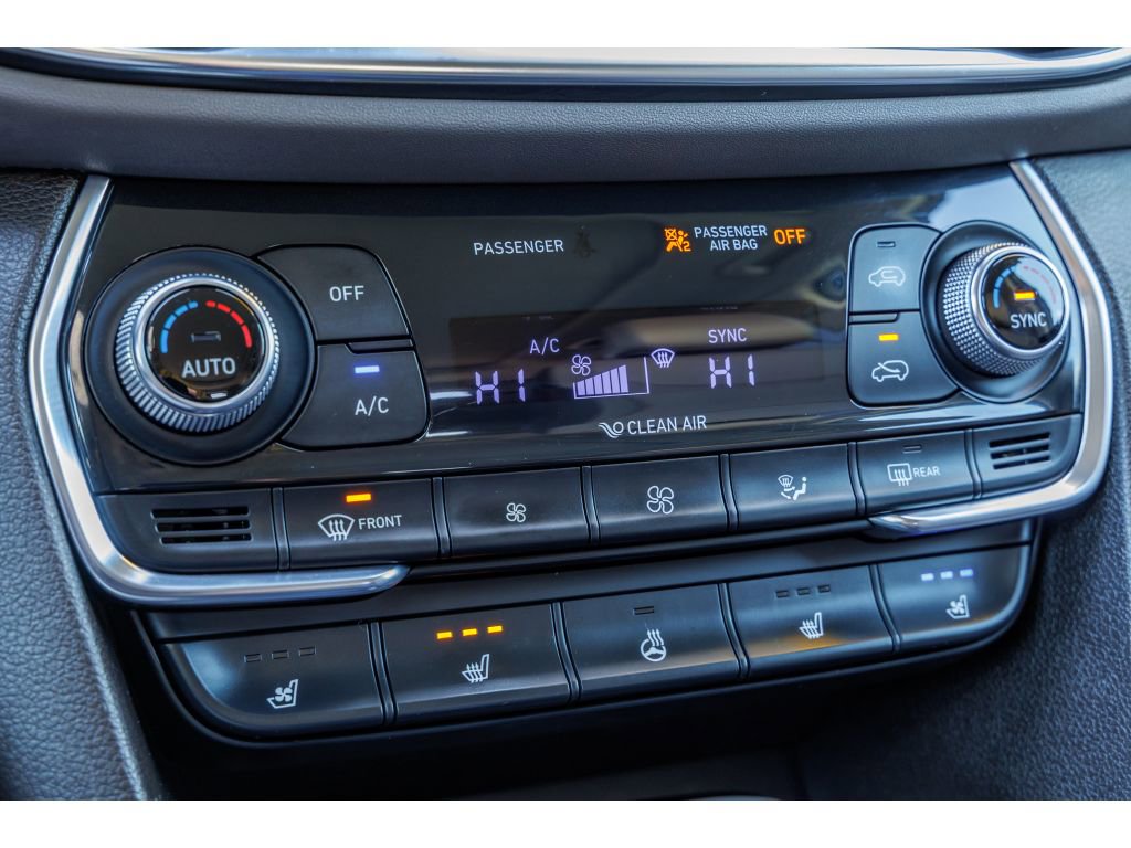 Used 2019 Hyundai Santa Fe AWD image 28