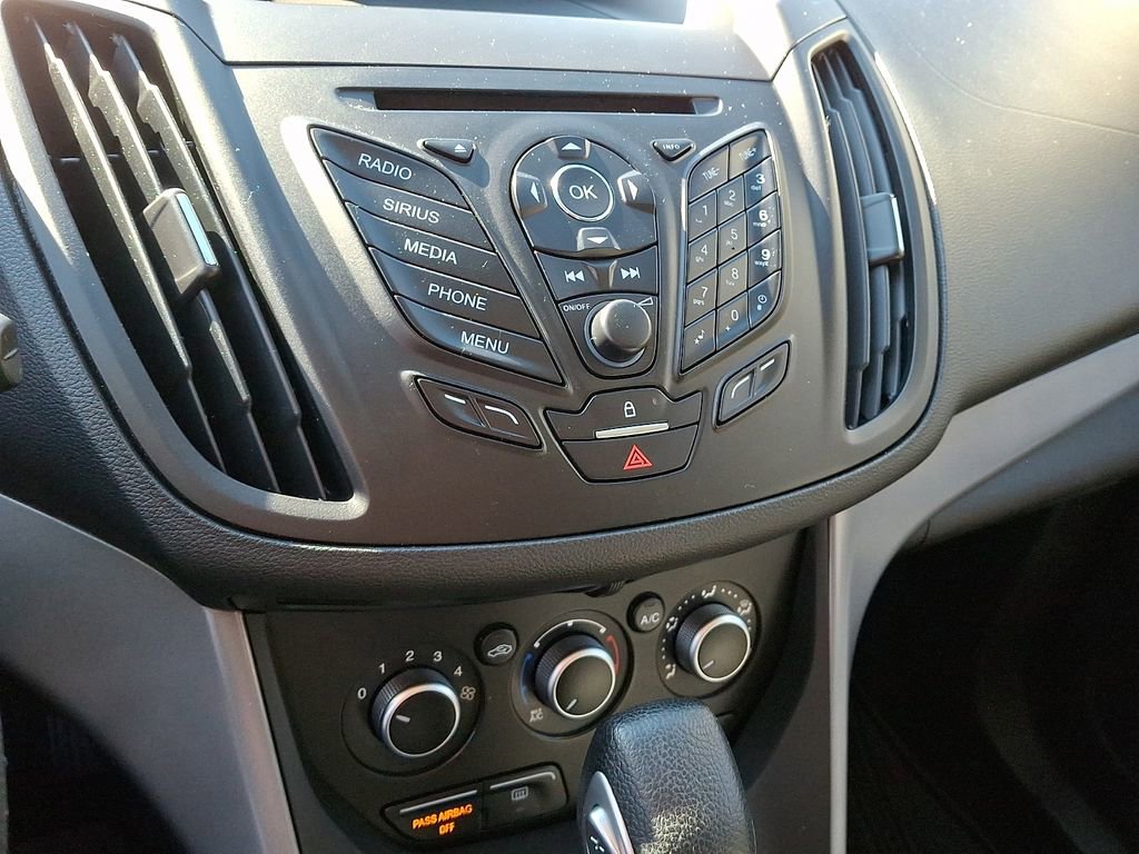 Used 2015 Ford Escape SE image 15