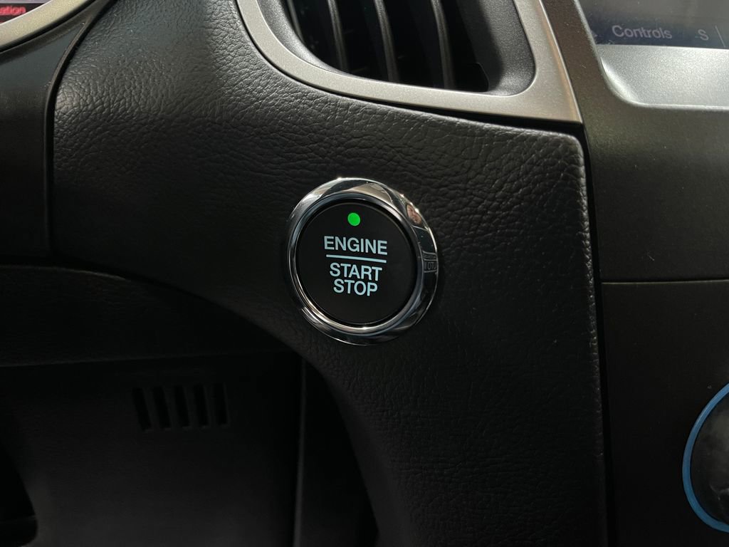 Used 2019 Ford Edge SEL w/ Equipment Group 201A image 16