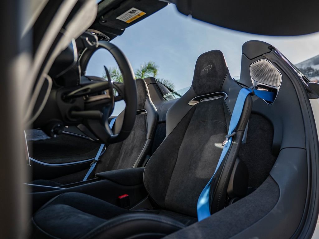 New 2026 McLaren Artura Spider image 21