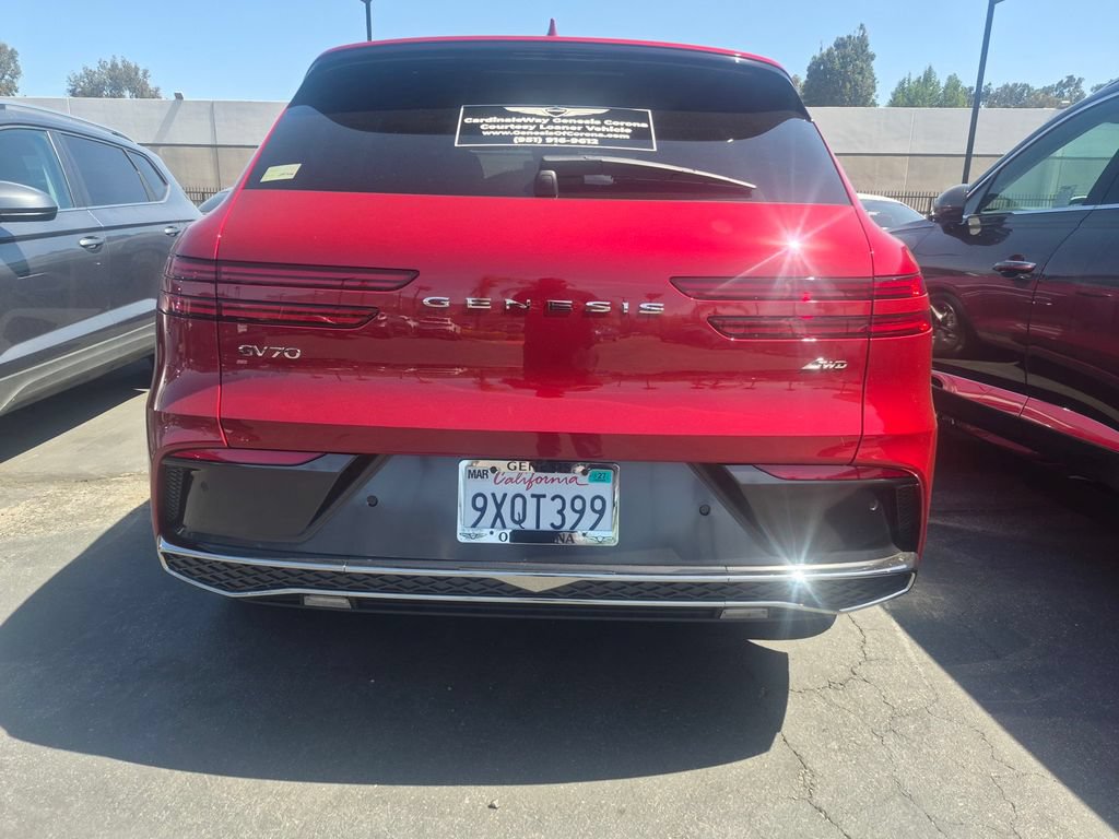 Used 2026 Genesis GV70 2.5T AWD/4WD image 6