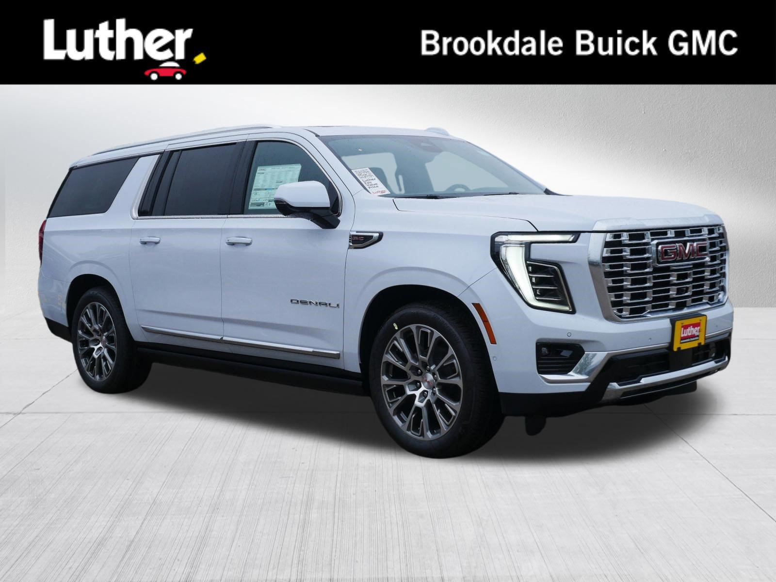 New 2026 GMC Yukon XL Denali w/ Denali Reserve Package AWD/4WD image 1