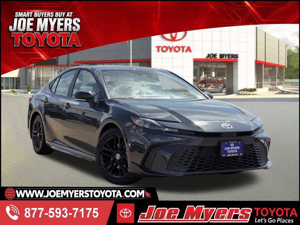 Used 2025 Toyota Camry SE
