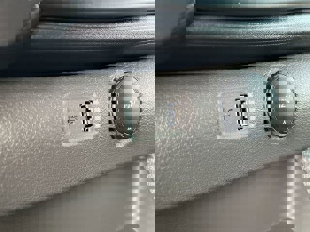 Used 2023 Ford Transit 250 Medium Roof image 32