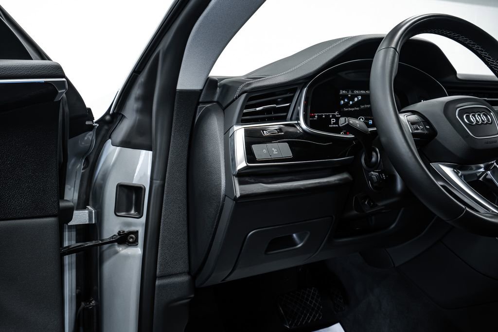 Used 2023 Audi Q8 Premium Plus w/ Premium Plus Package image 22