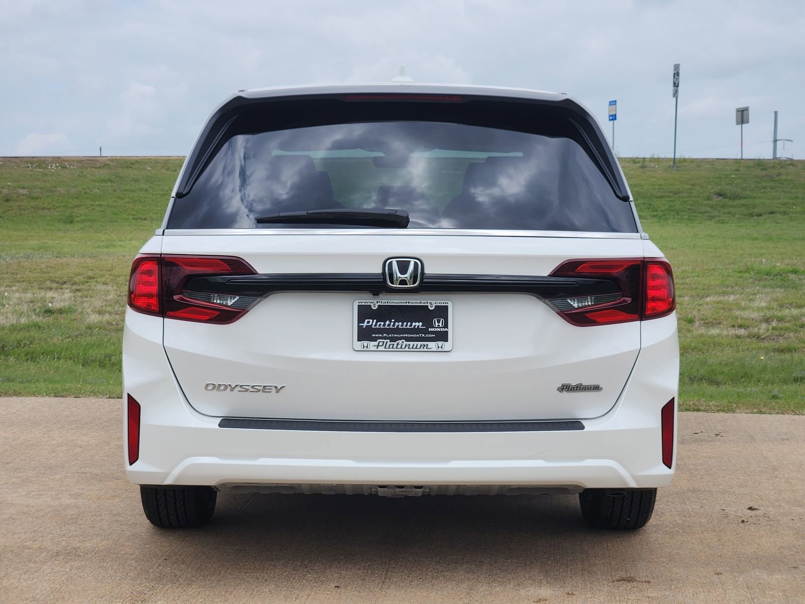 New 2026 Honda Odyssey EX-L image 8