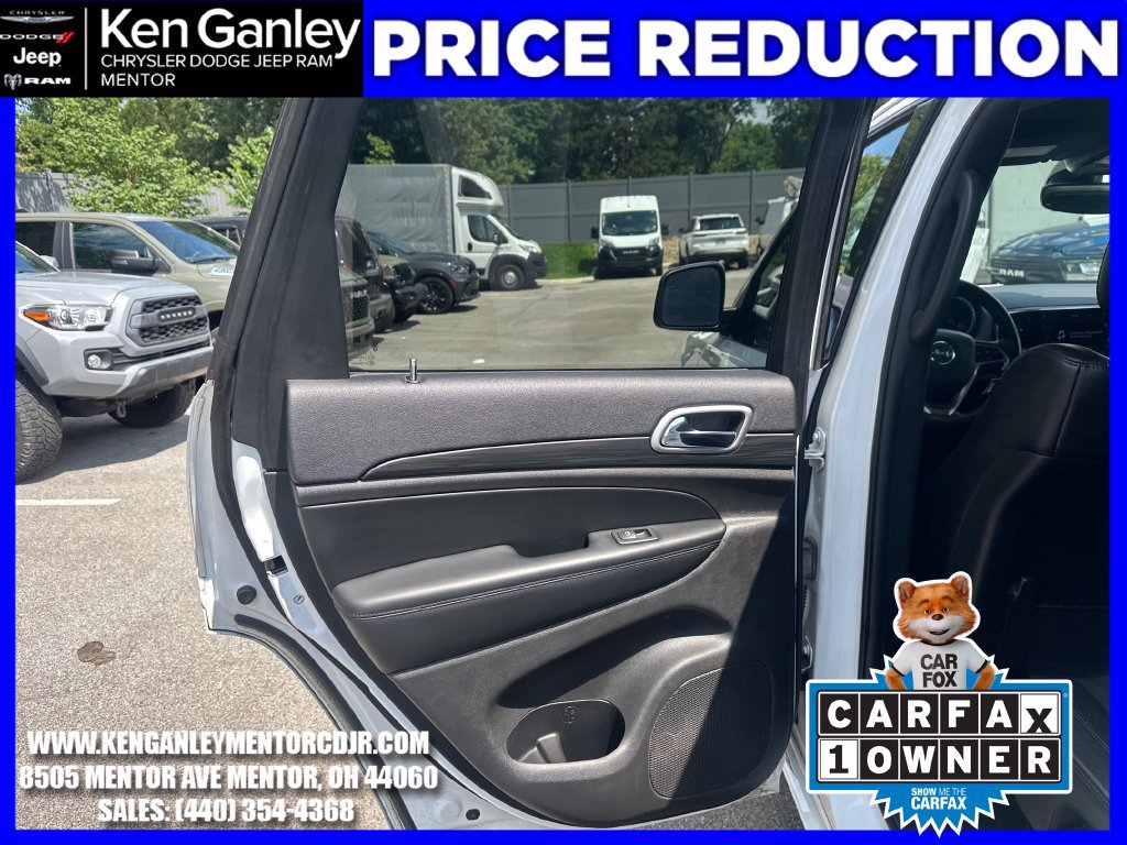 Used 2019 Jeep Grand Cherokee Altitude AWD/4WD image 22
