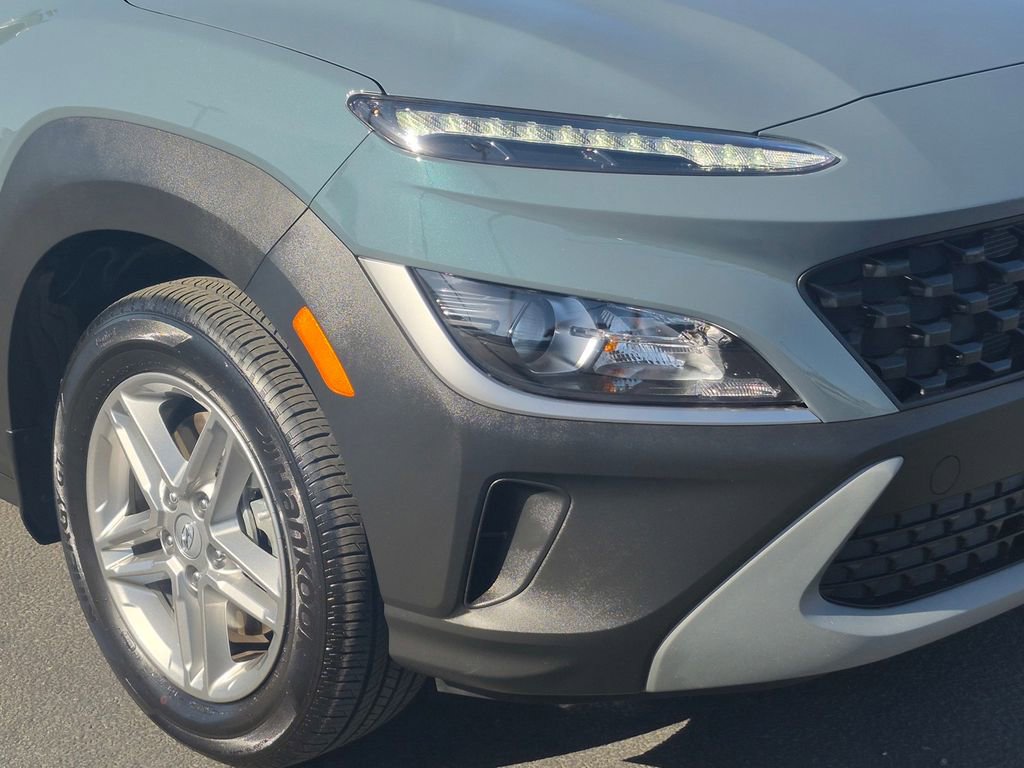 Used 2022 Hyundai Kona SE image 9