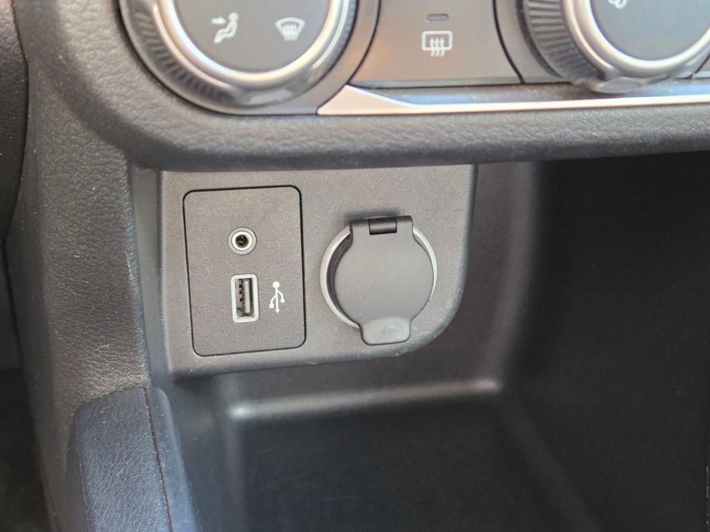 Used 2024 Nissan Kicks S FWD image 27