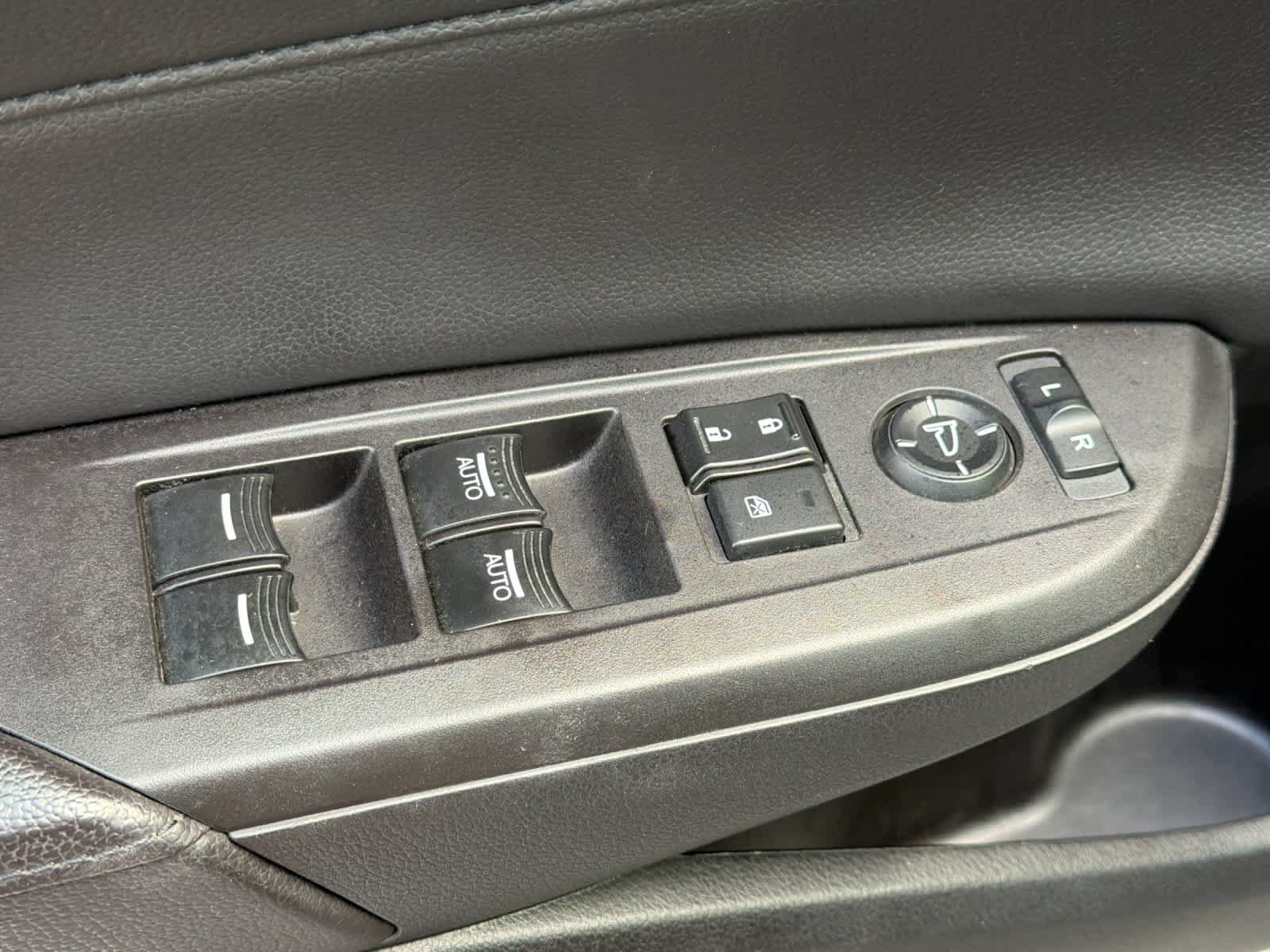 Used 2019 Acura ILX FWD image 13