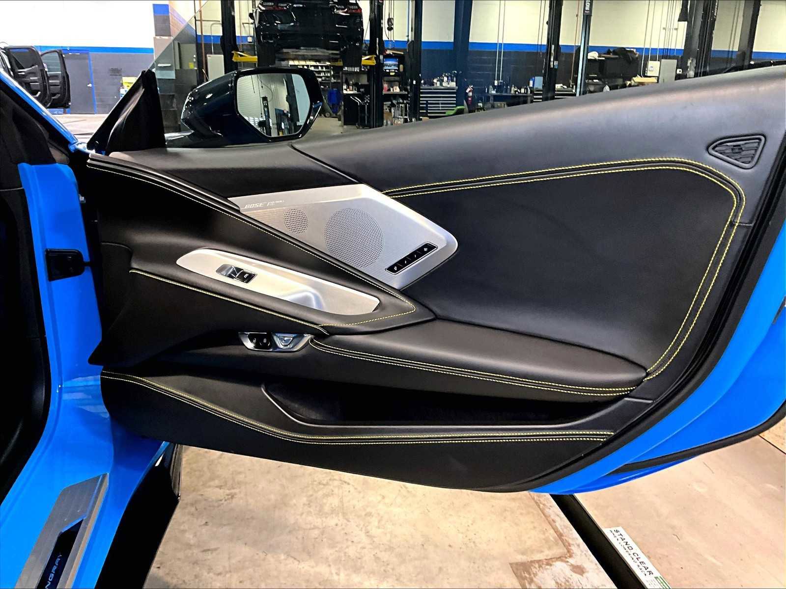 Used 2022 Chevrolet Corvette Stingray Premium Cpe w/ Z51 Performance Package image 12