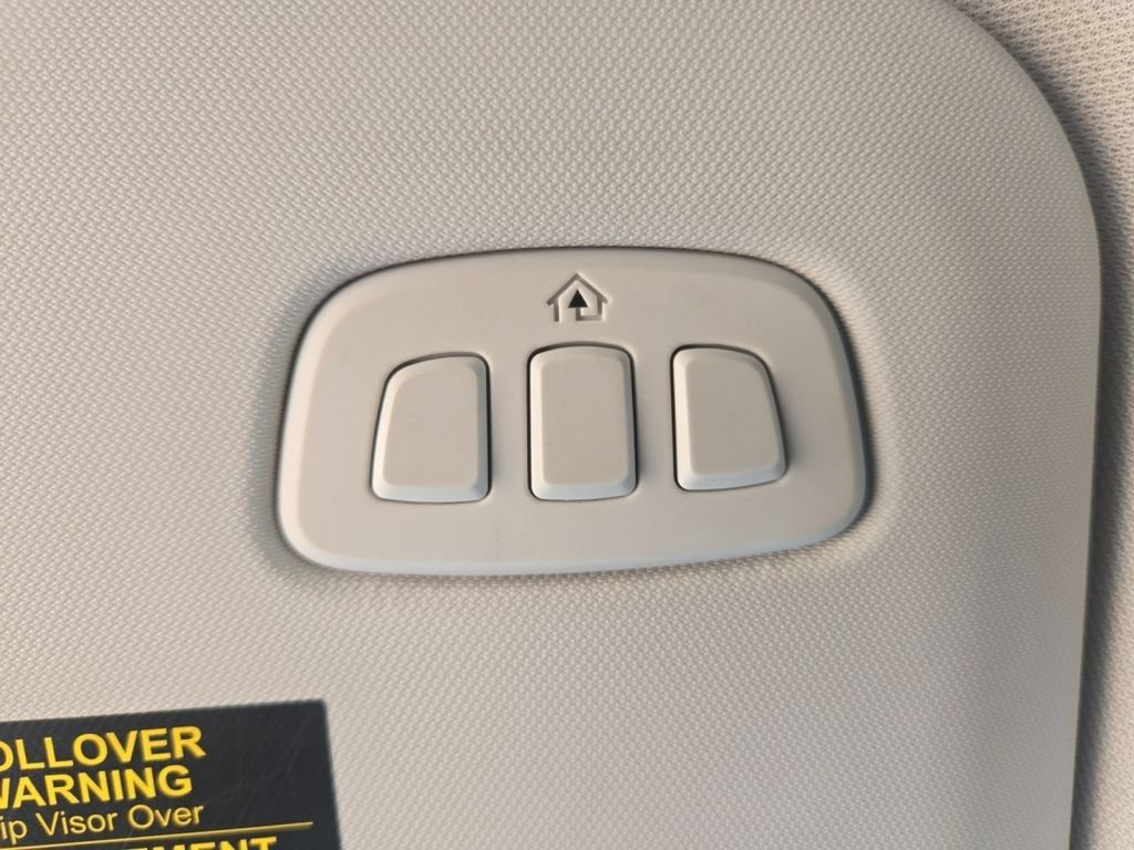 Used 2024 Ford Escape Platinum AWD/4WD image 42