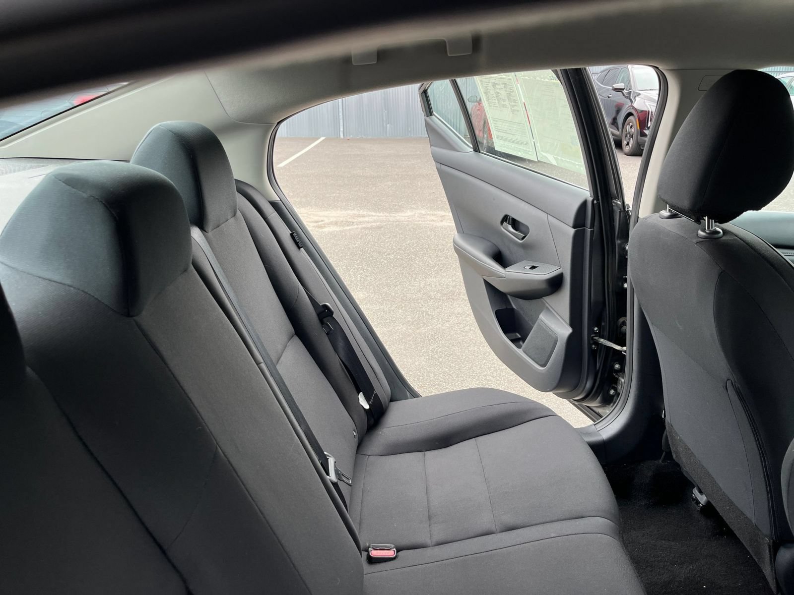 Used 2025 Nissan Sentra S FWD image 34