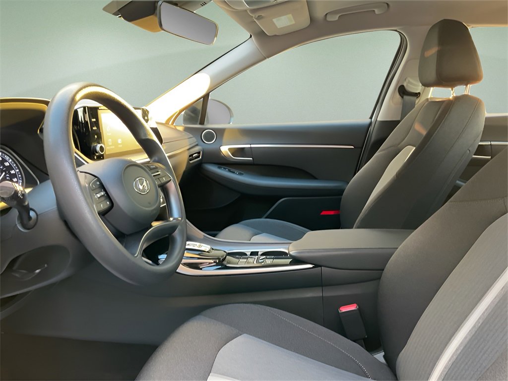 Used 2022 Hyundai Sonata SE image 16