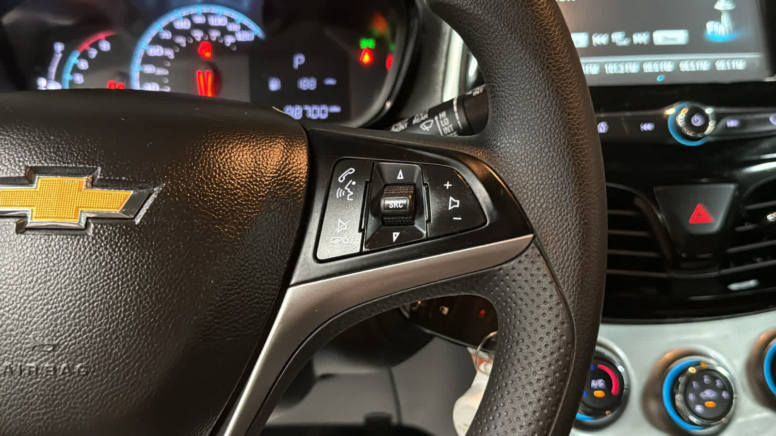 Used 2018 Chevrolet Spark LT FWD image 13