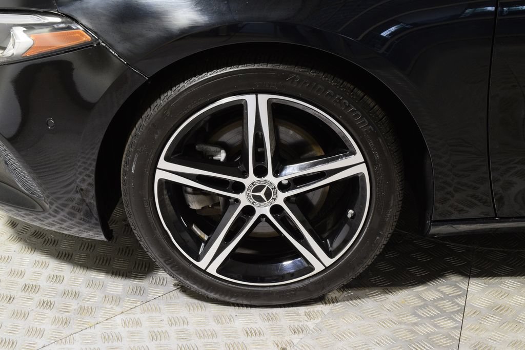 Used 2021 Mercedes-Benz A 220 4MATIC w/ Premium Package image 36