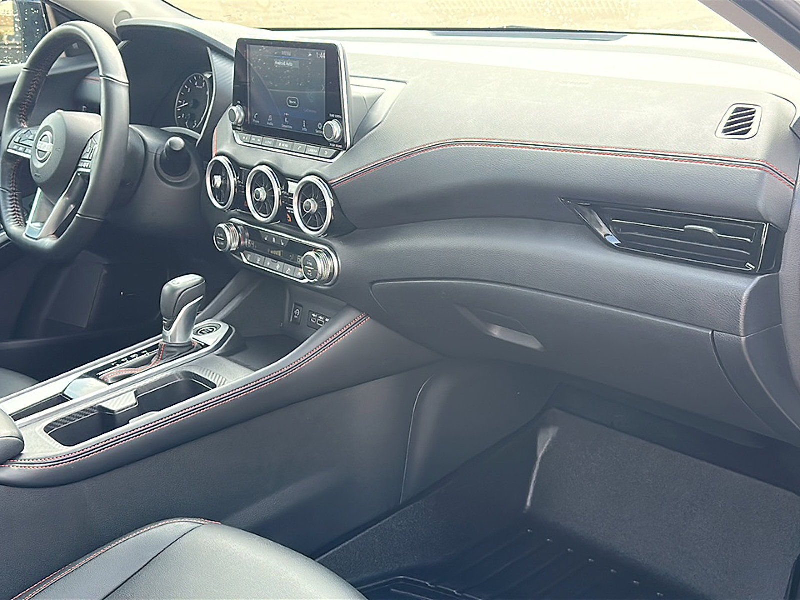 Certified 2024 Nissan Sentra SR w/ SR Premium Package image 22