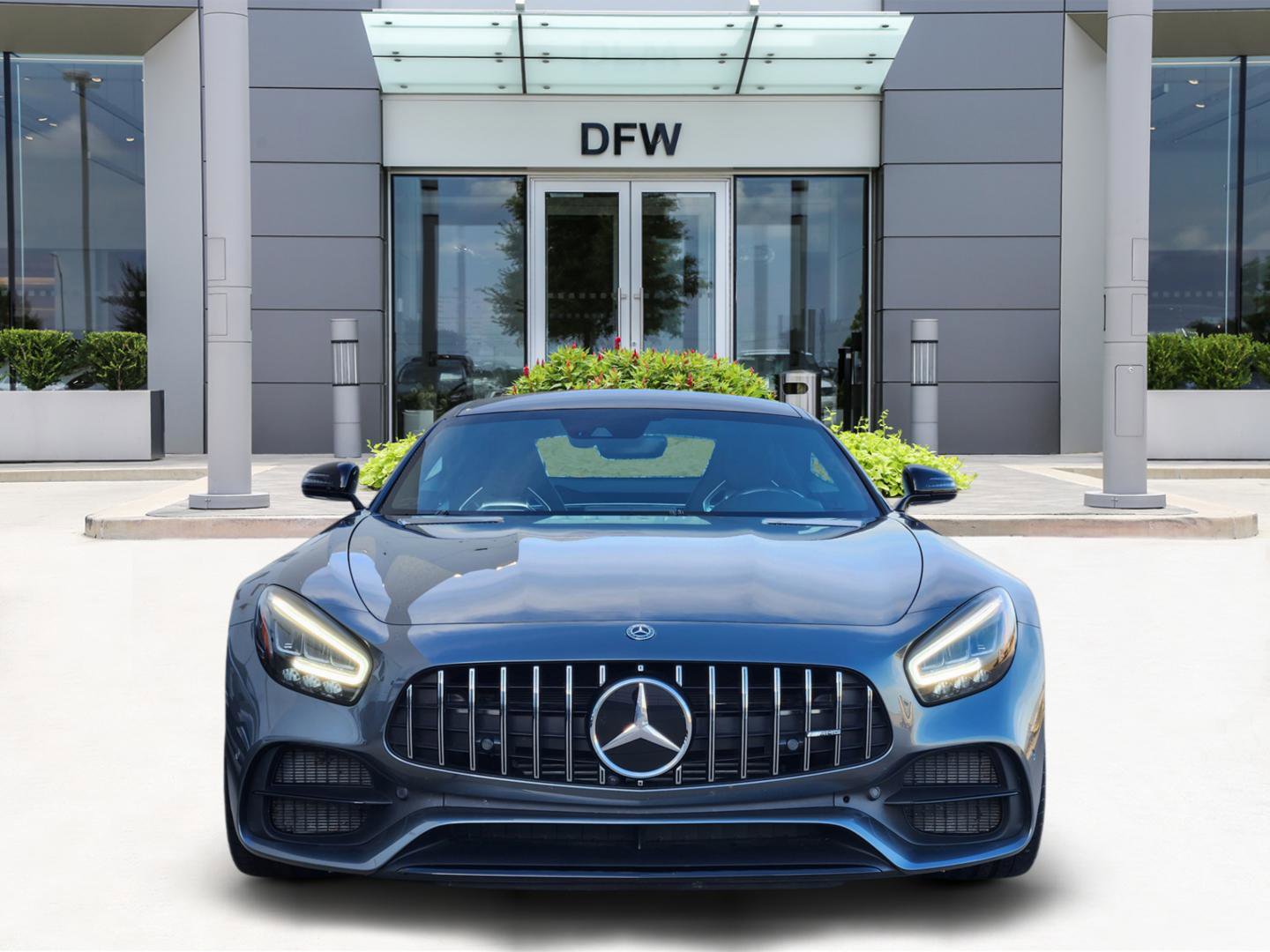 Used 2020 Mercedes-Benz AMG GT C image 2