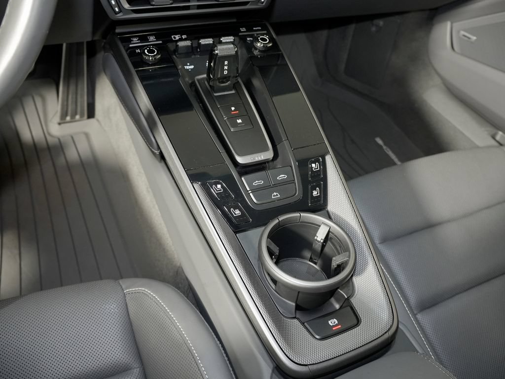 Certified 2022 Porsche 911 Carrera S RWD image 39