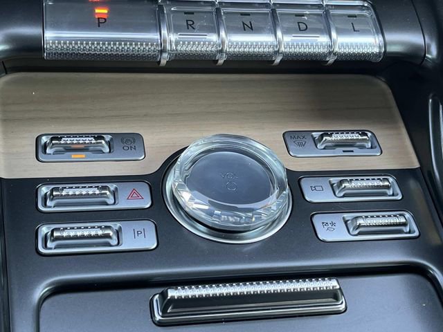 Used 2024 Lincoln Nautilus Reserve AWD/4WD image 33