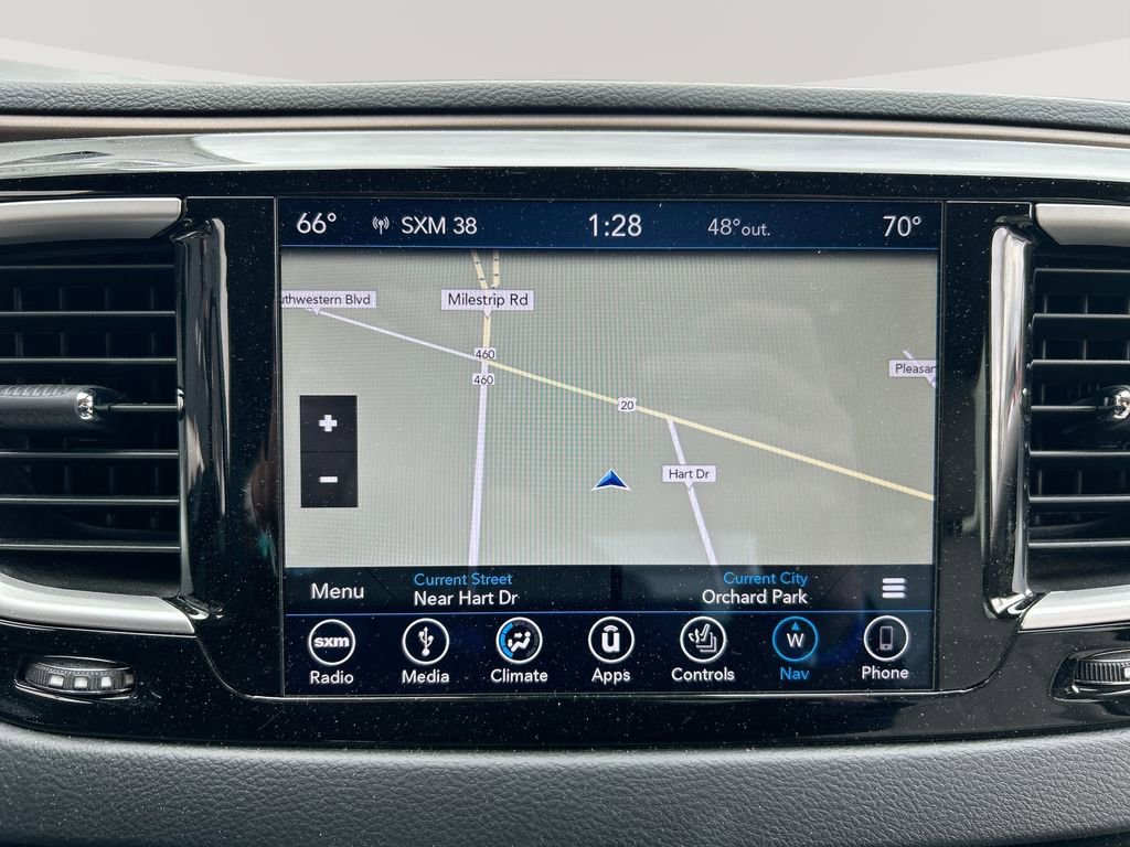 Used 2019 Chrysler Pacifica Touring-L w/ Advanced Safetytec Group FWD image 18
