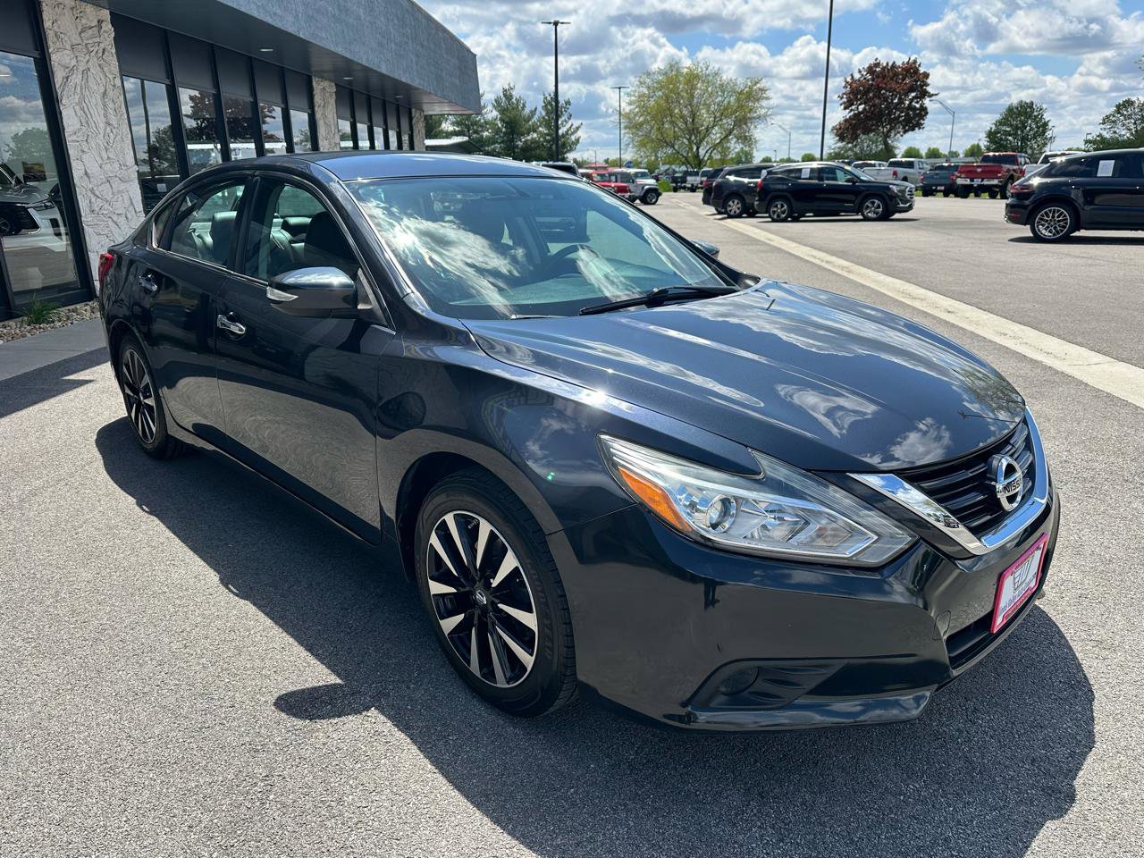Used 2018 Nissan Altima 2.5 SL FWD image 9