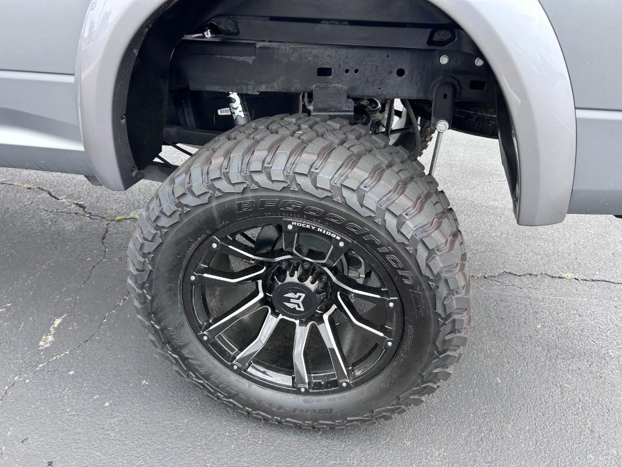 Used 2024 RAM 2500 Laramie w/ Sport Appearance Package AWD/4WD image 6