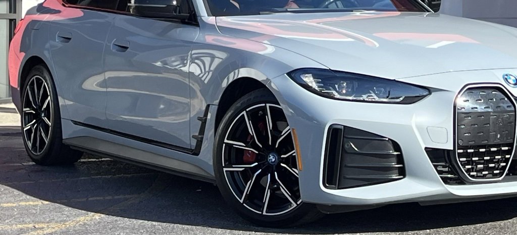 Used 2023 BMW i4 eDrive40 w/ M Sport Package image 11