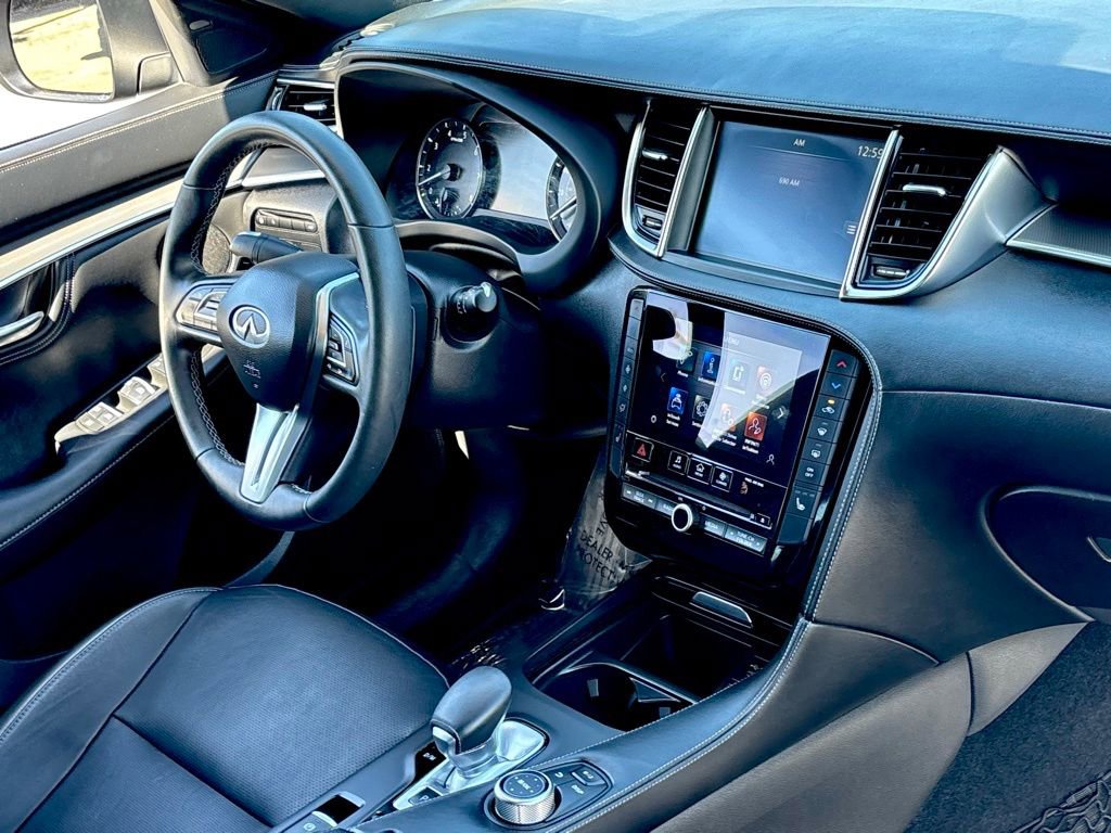 Used 2023 INFINITI QX55 Luxe w/ Cargo Package image 31