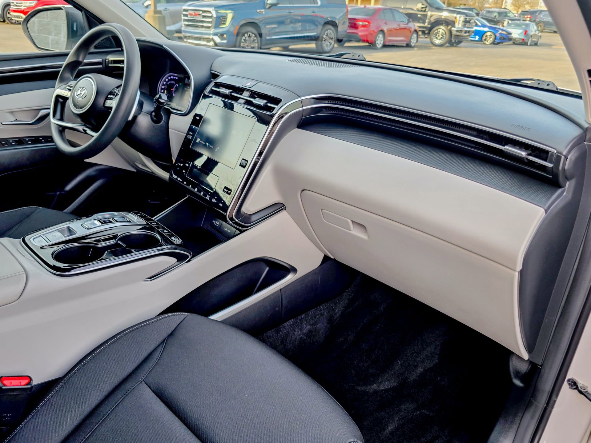 Used 2022 Hyundai Tucson Blue image 5