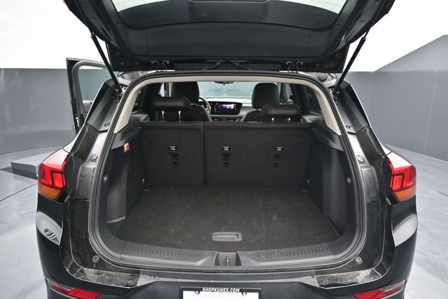 Used 2025 Buick Encore GX Preferred AWD/4WD image 32