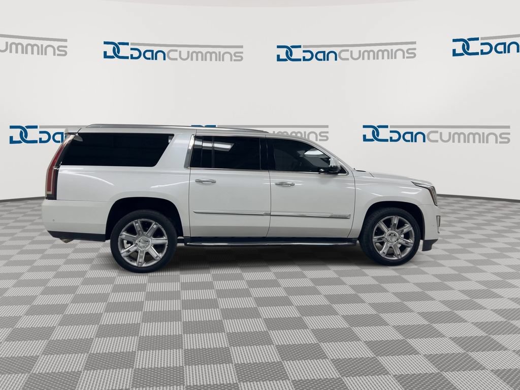 Used 2019 Cadillac Escalade ESV Luxury AWD/4WD image 9